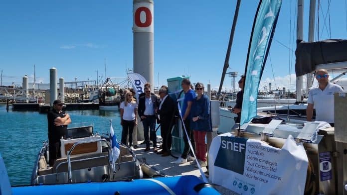 An Aqua 75 DC marine fast charge station has been installed at the port of Saint-Cast