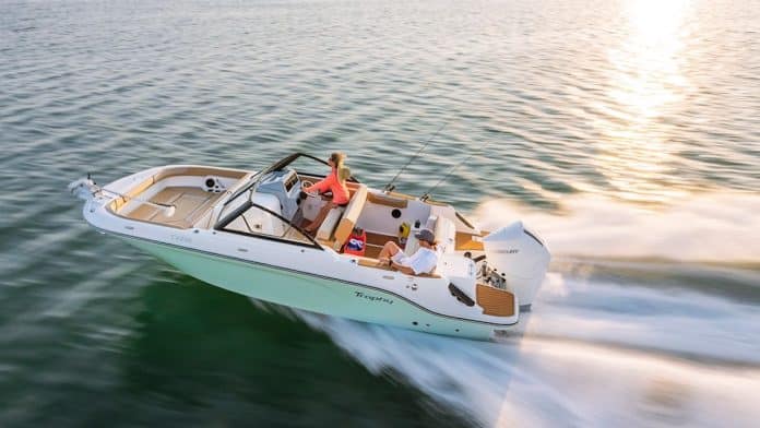 Bayliner Boats has launched its new Trophy T22SC featuring a dual console layout