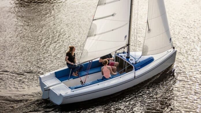 RS Sailing acquires Aira keelboat