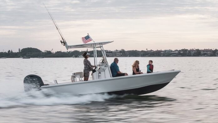 IIndustry associations confront declining boat sales