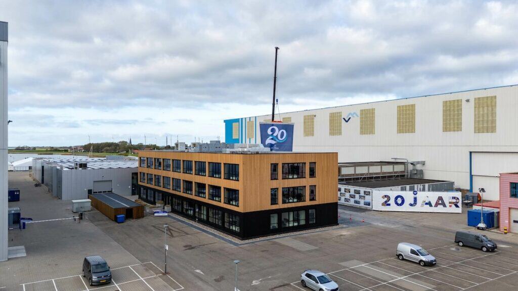 Construction underway on Feadship construction hall