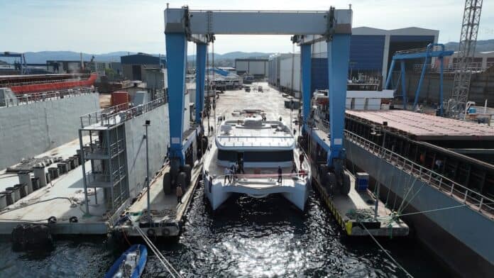 Largest aluminium power cat to date from VISIONF