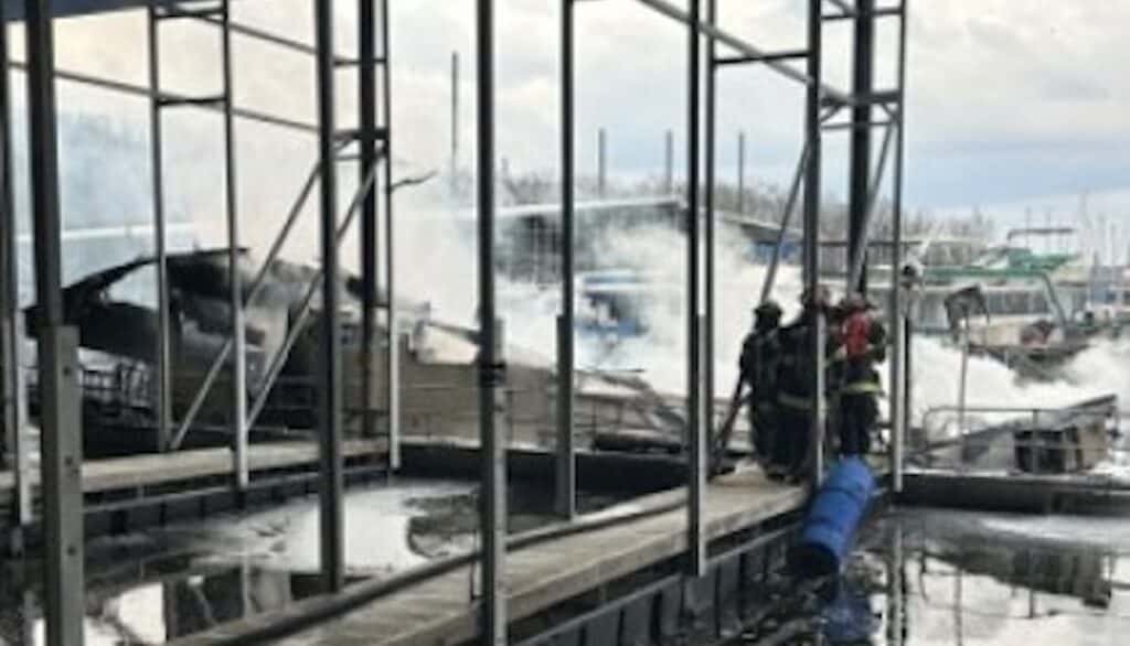 Fire damages 13 boats at Nashville marina