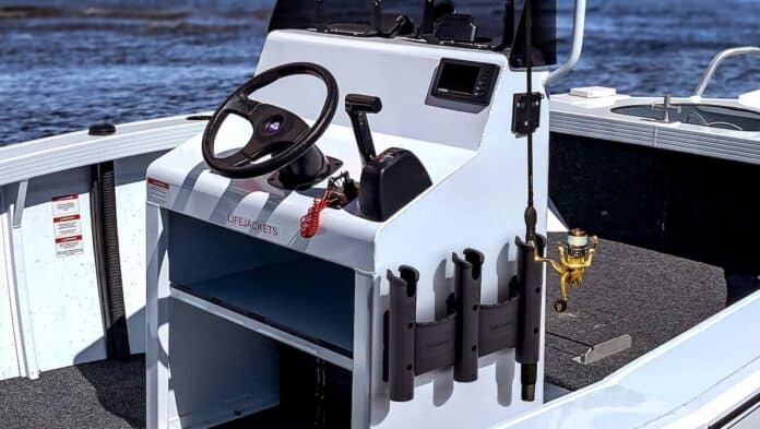 Kayak Distribution acquires RAILBLAZA